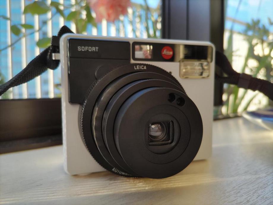 高質で安価高質で安価Leica Sofort インスタントフィルムカメラ (ミント) 国際モデル インスタントカメラ