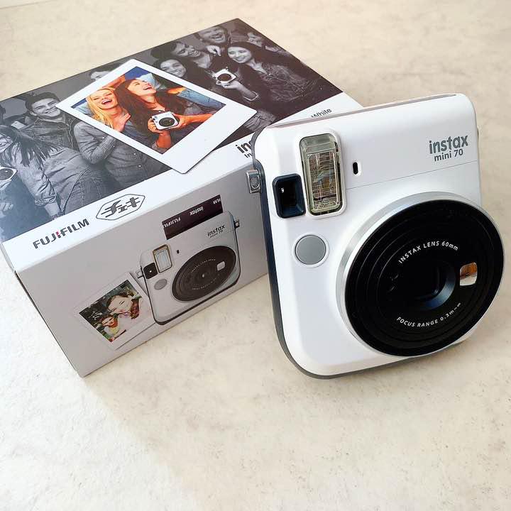 高額売筋高額売筋インスタントカメラ チェキ Instax Mini70 ブルー